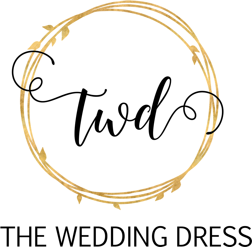 A Gold Circle With Leaves On It